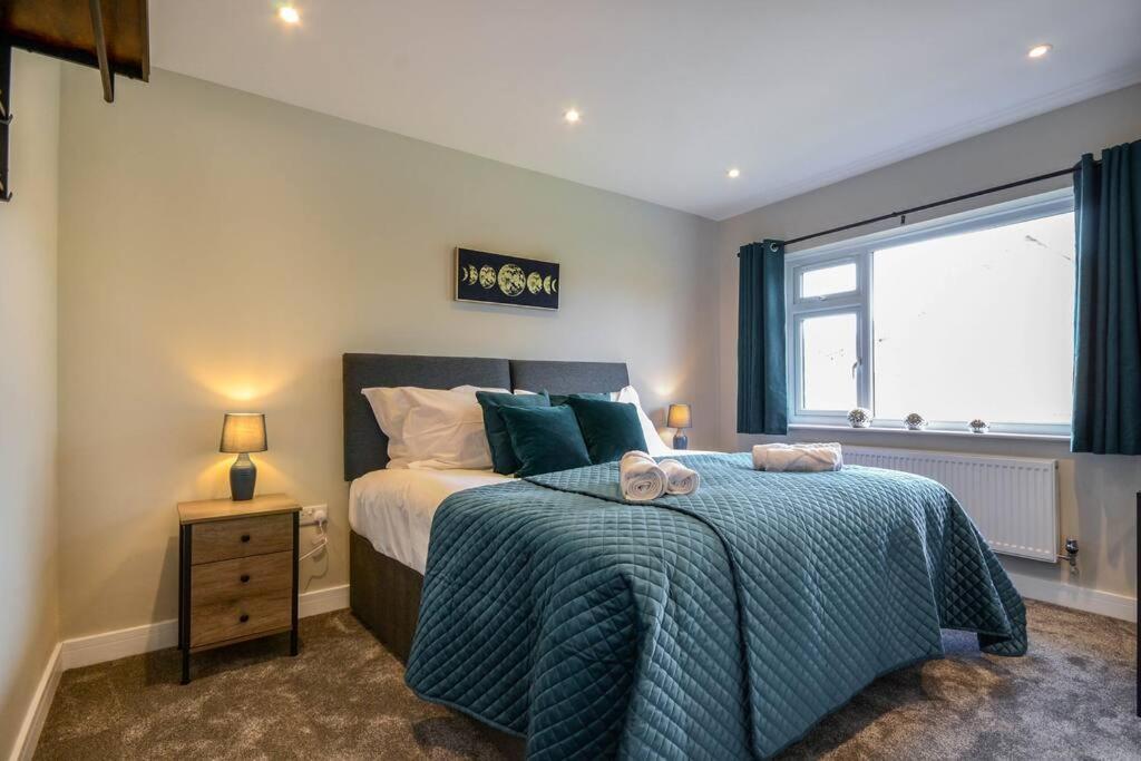 Potter'S Escape-Walking Distance From The Studios! Abbots Langley Ngoại thất bức ảnh