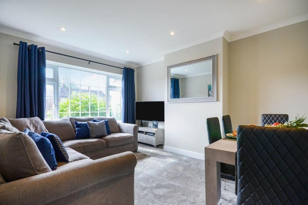 Potter'S Escape-Walking Distance From The Studios! Abbots Langley Ngoại thất bức ảnh